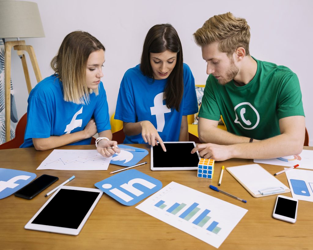 social media meeting and strategy