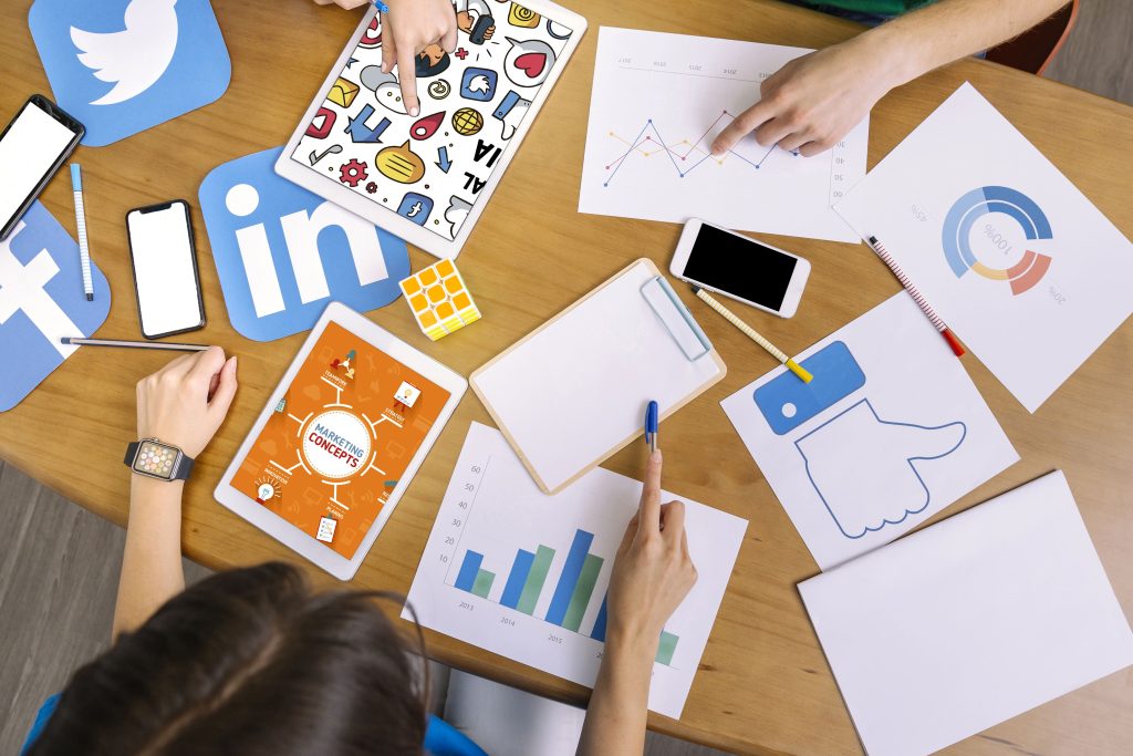 social media competitor analysis