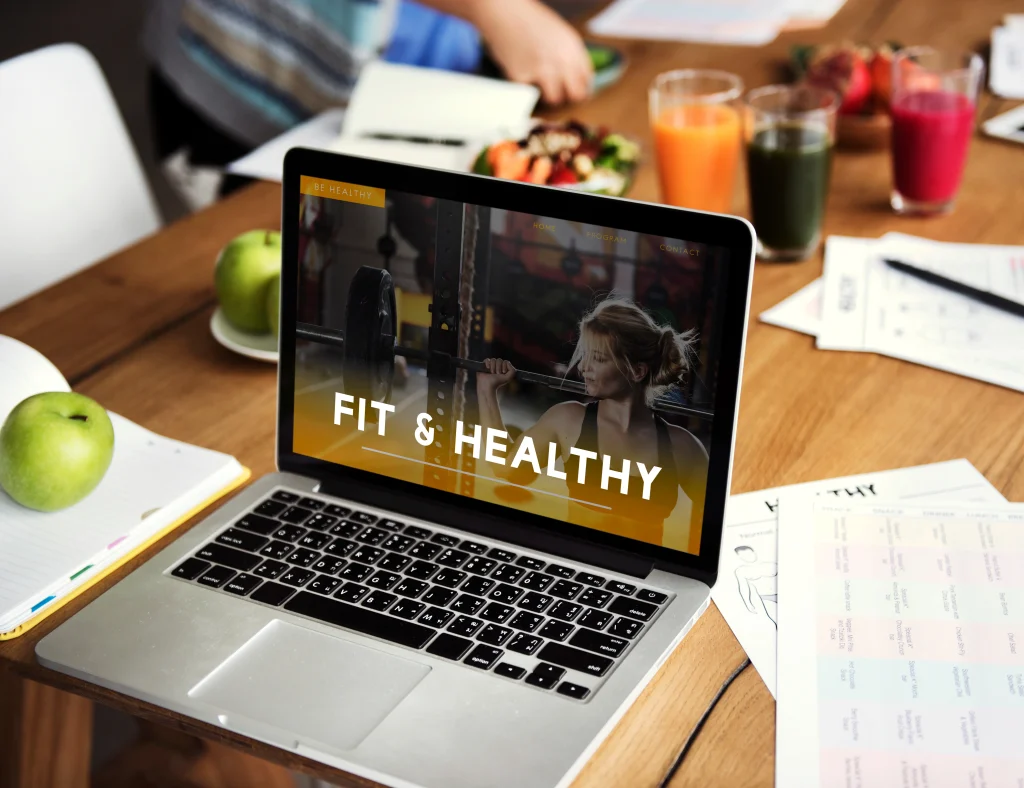 fit & healthy on laptop